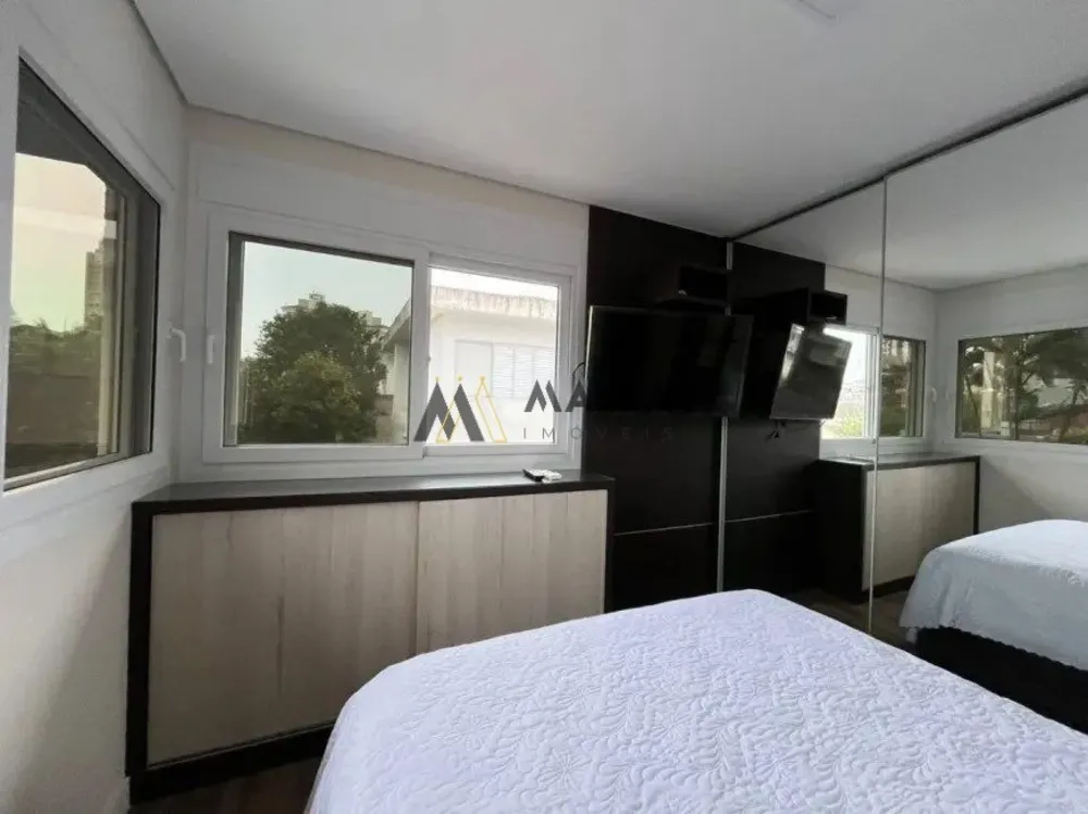 Casa, 3 quartos, 230 m² - Foto 2