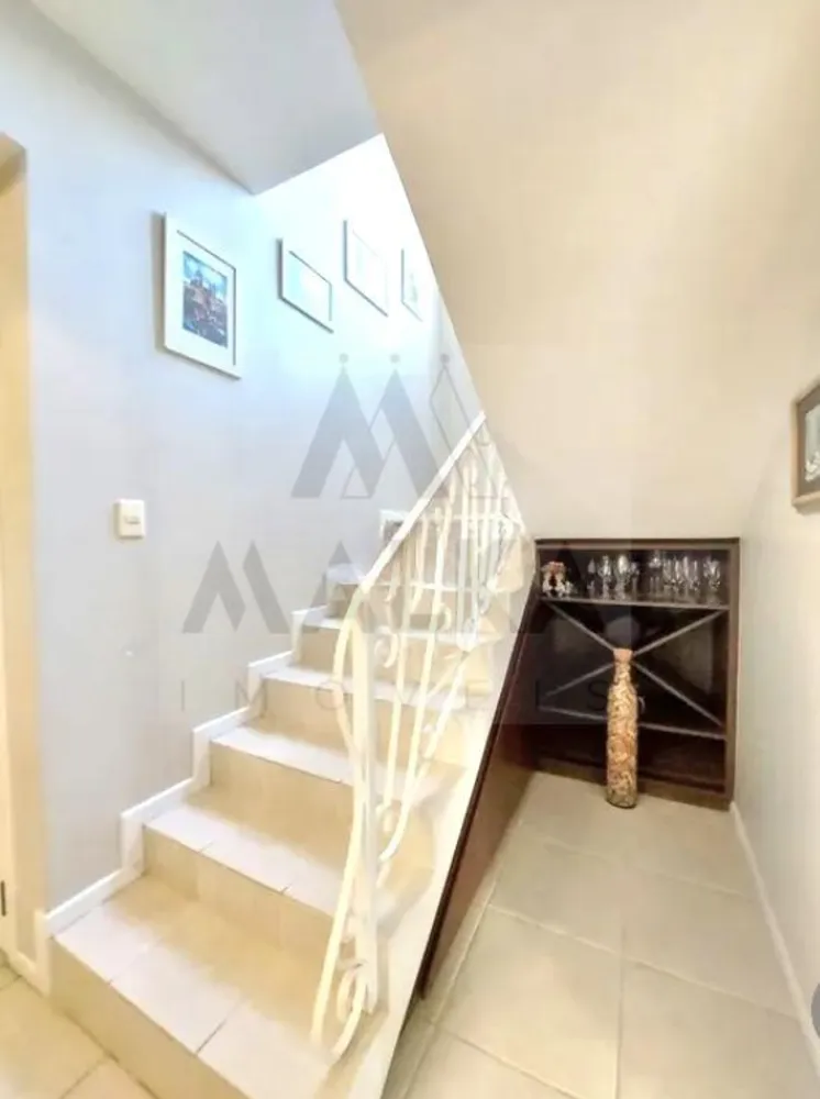 Casa, 3 quartos, 273 m² - Foto 8