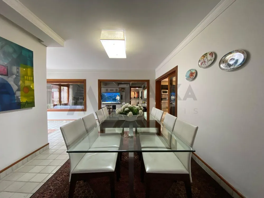 Casa, 5 quartos, 700 m² - Foto 1