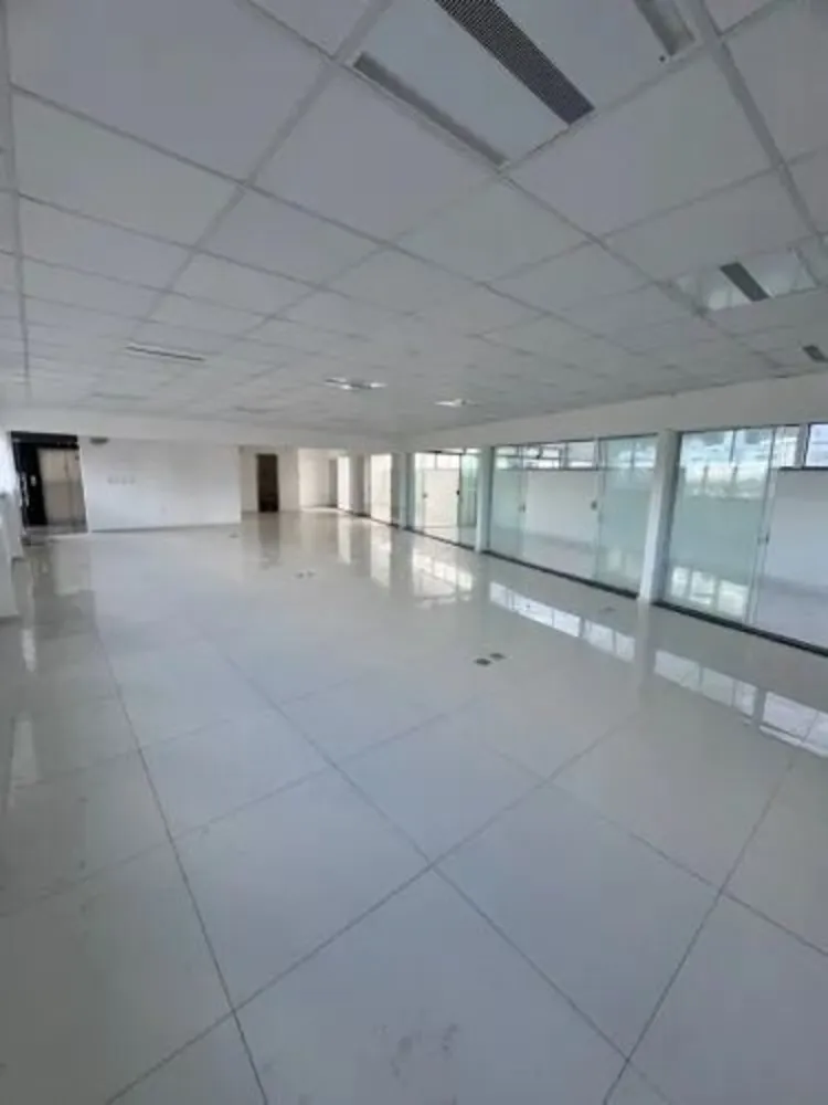 Sala-Conjunto, 300 m² - Foto 1