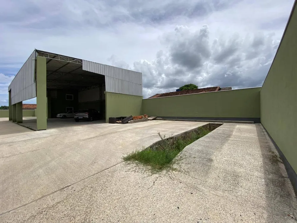 Depósito-Galpão, 812 m² - Foto 1