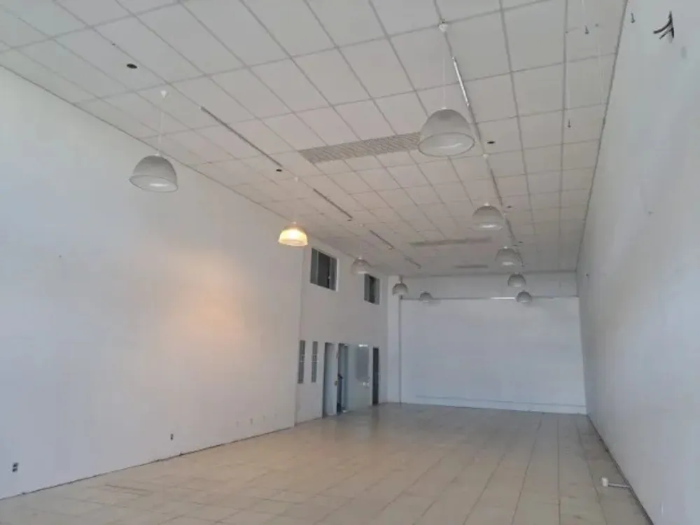 Loja-Salão, 208 m² - Foto 1