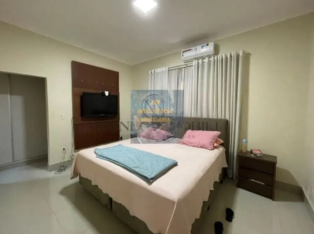 Casa, 4 quartos, 200 m² - Foto 8