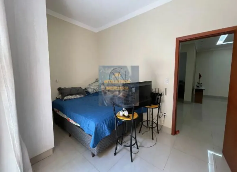 Casa, 4 quartos, 200 m² - Foto 13