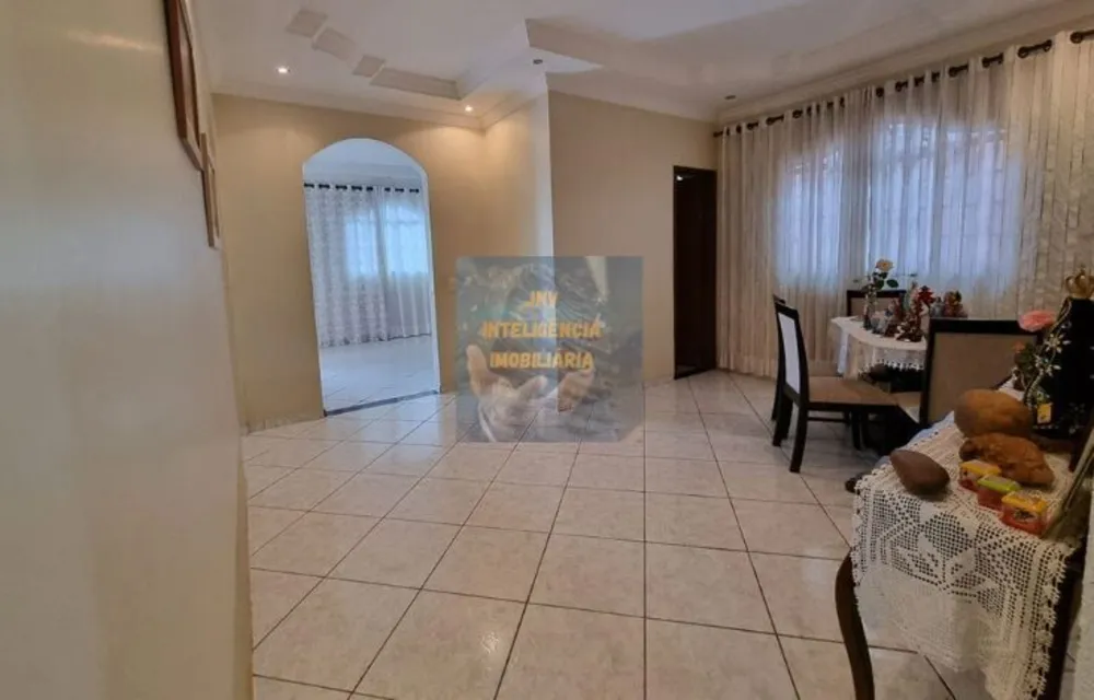 Casa, 4 quartos, 300 m² - Foto 4