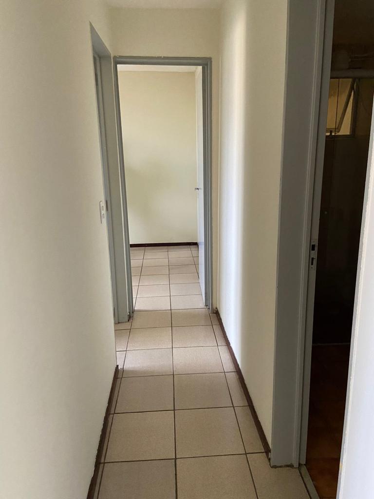 Apartamento à venda com 2 quartos, 57m² - Foto 5