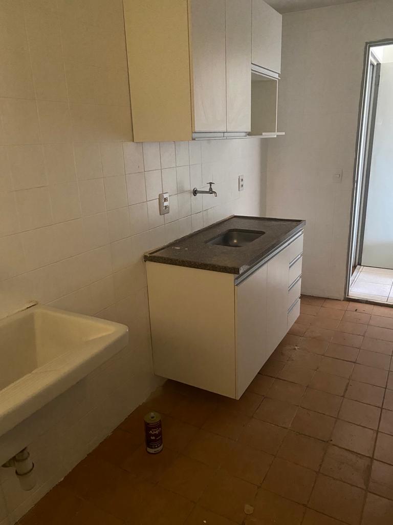 Apartamento à venda com 2 quartos, 57m² - Foto 6