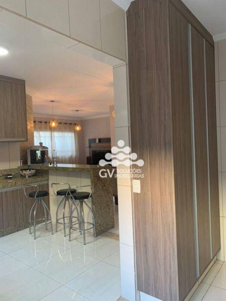 Casa, 3 quartos, 160 m² - Foto 3