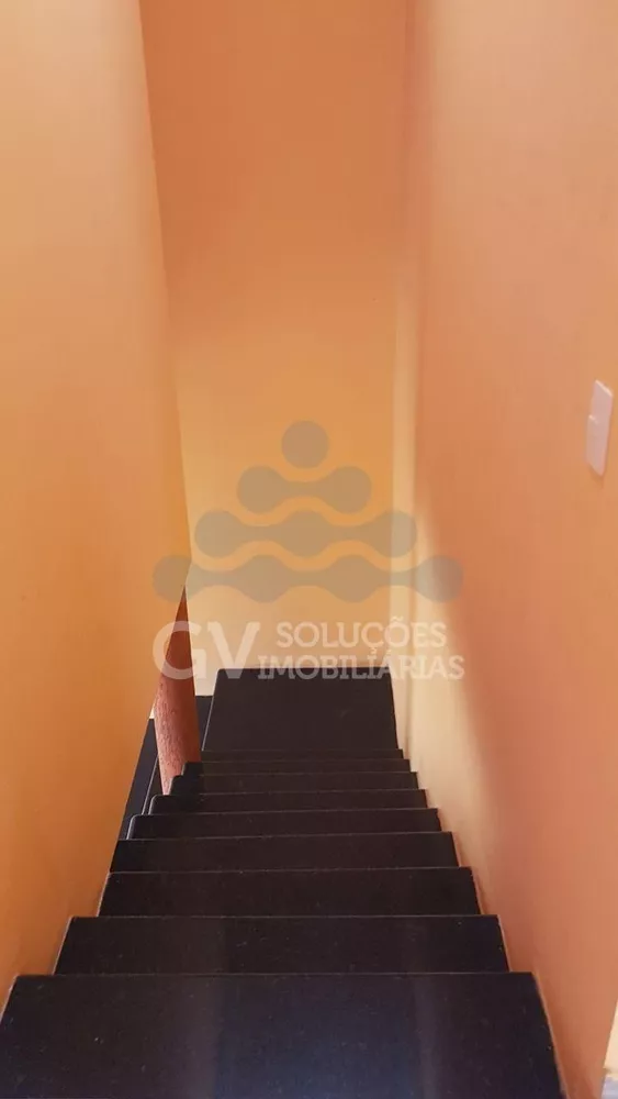 Casa à venda com 5 quartos, 400m² - Foto 4