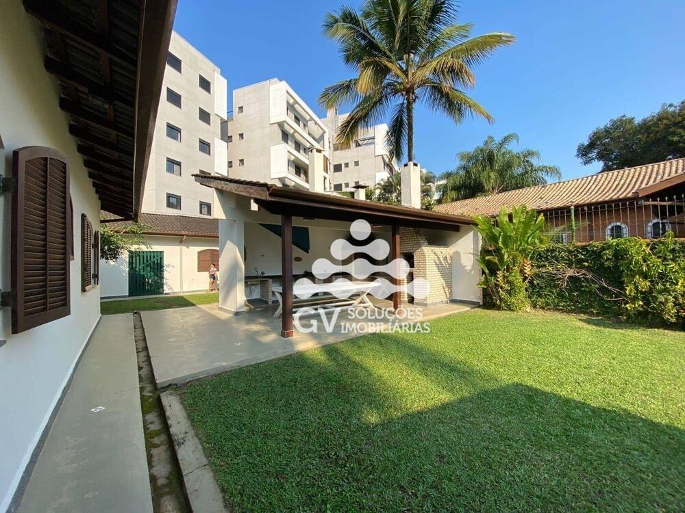 Casa, 6 quartos, 189 m² - Foto 2