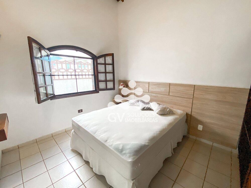 Casa à venda com 4 quartos, 290m² - Foto 18