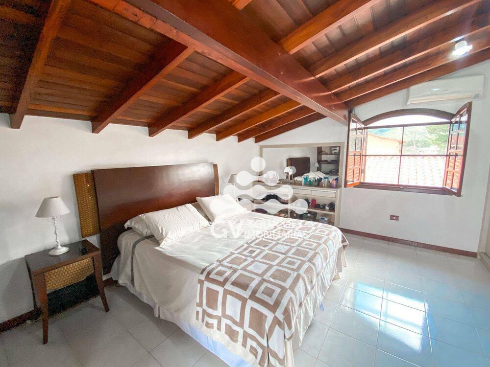 Casa à venda com 4 quartos, 290m² - Foto 22