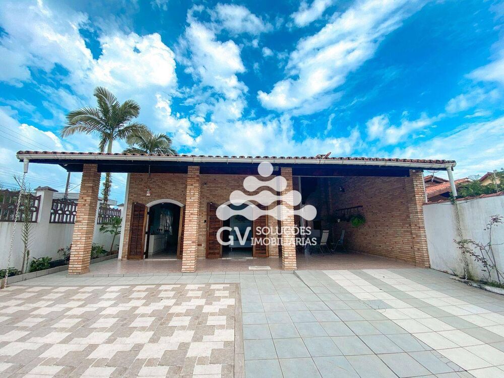 Casa à venda com 4 quartos, 290m² - Foto 1