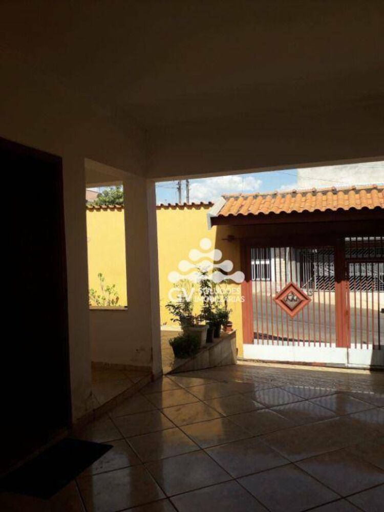 Casa, 3 quartos, 132 m² - Foto 2