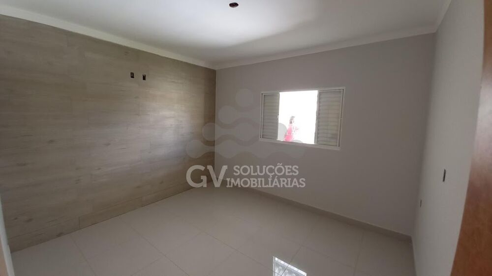 Casa à venda com 3 quartos, 100m² - Foto 3