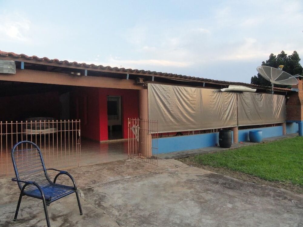 Chácara à venda com 1 quarto, 80m² - Foto 1