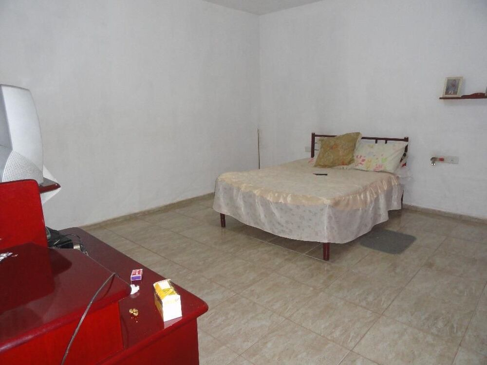 Chácara à venda com 1 quarto, 80m² - Foto 4