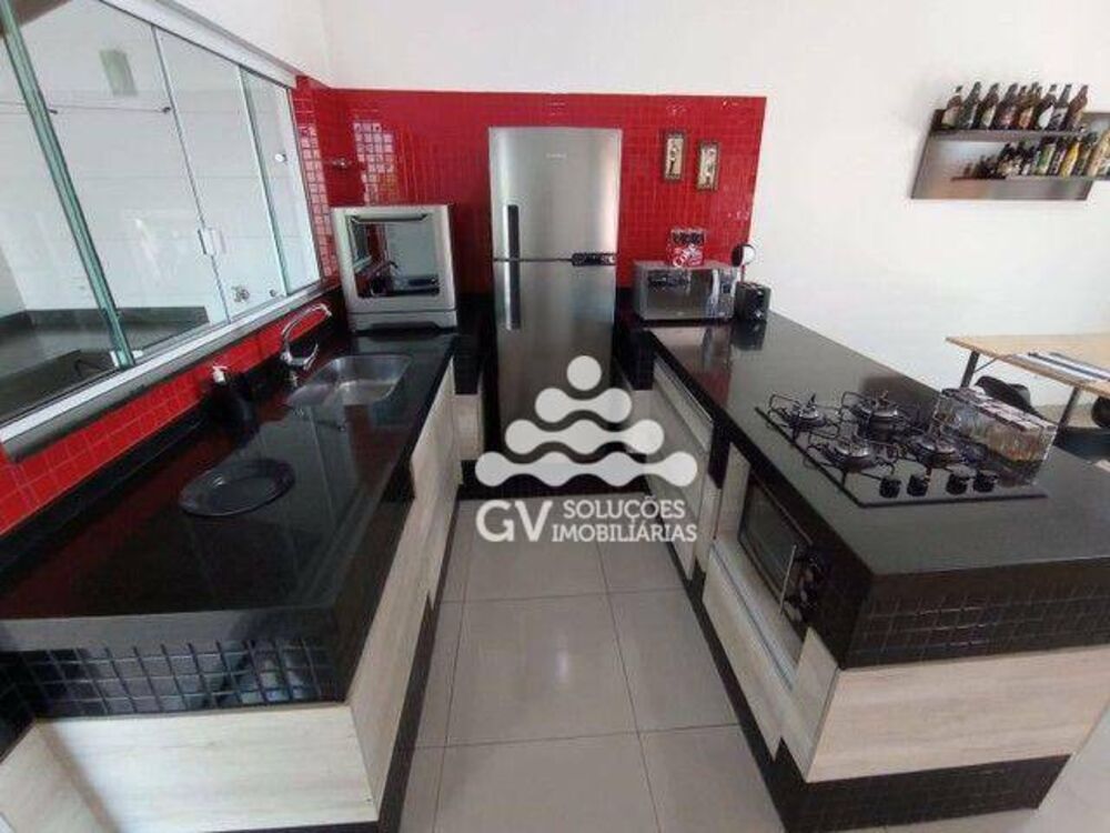 Casa, 3 quartos, 280 m² - Foto 2