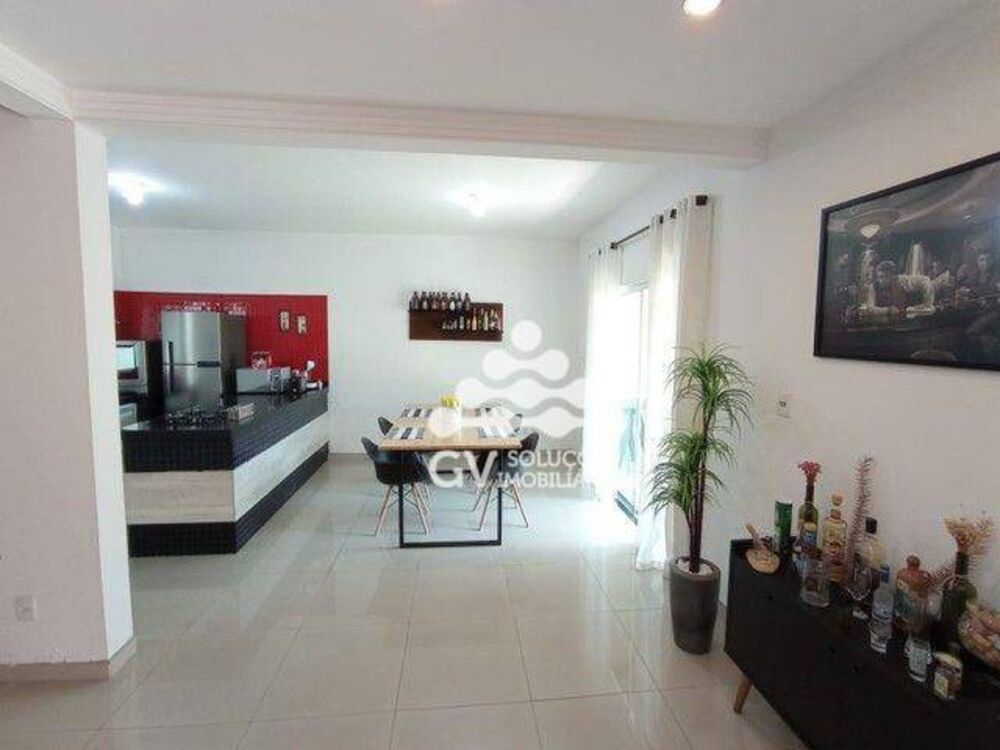 Casa, 3 quartos, 280 m² - Foto 1