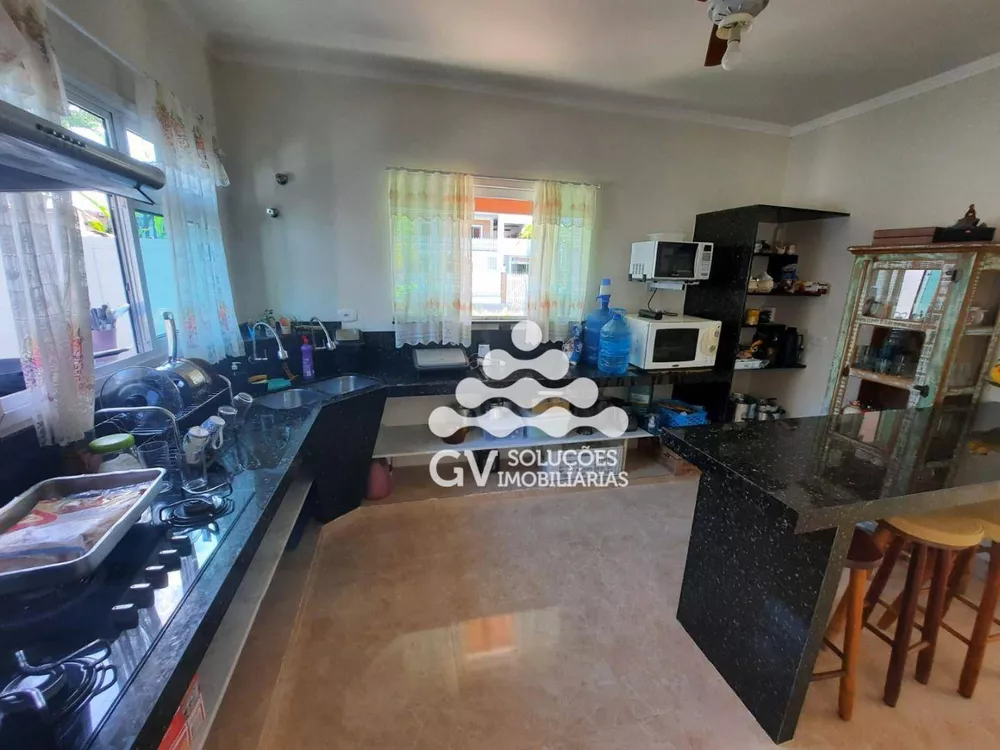 Casa, 4 quartos, 175 m² - Foto 1