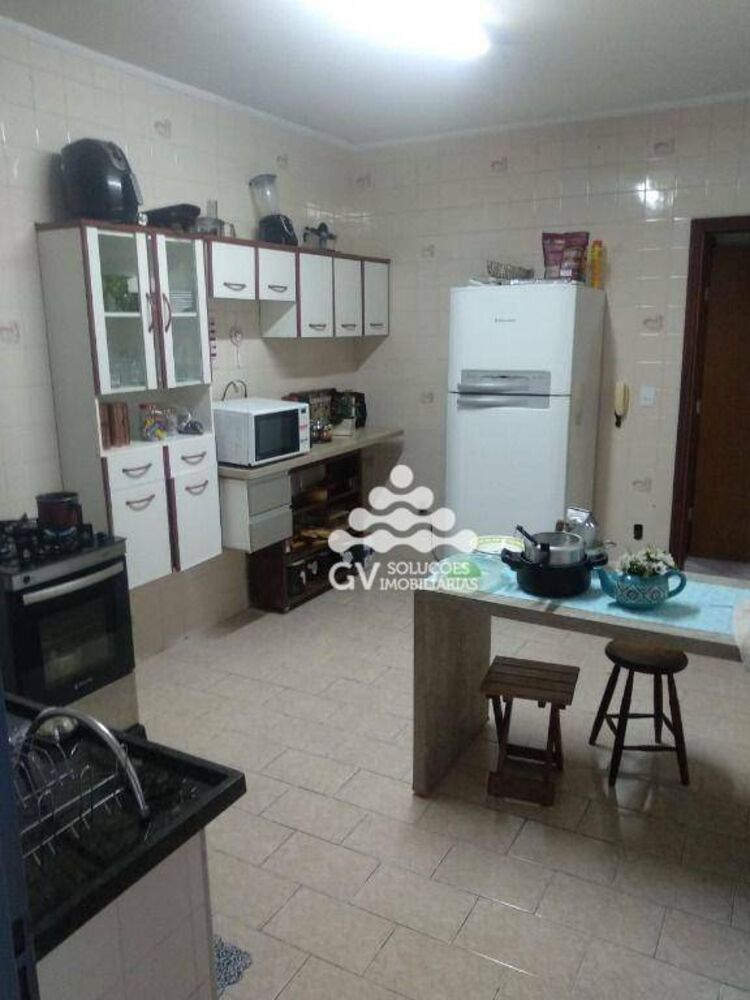 Casa à venda com 3 quartos, 120m² - Foto 4