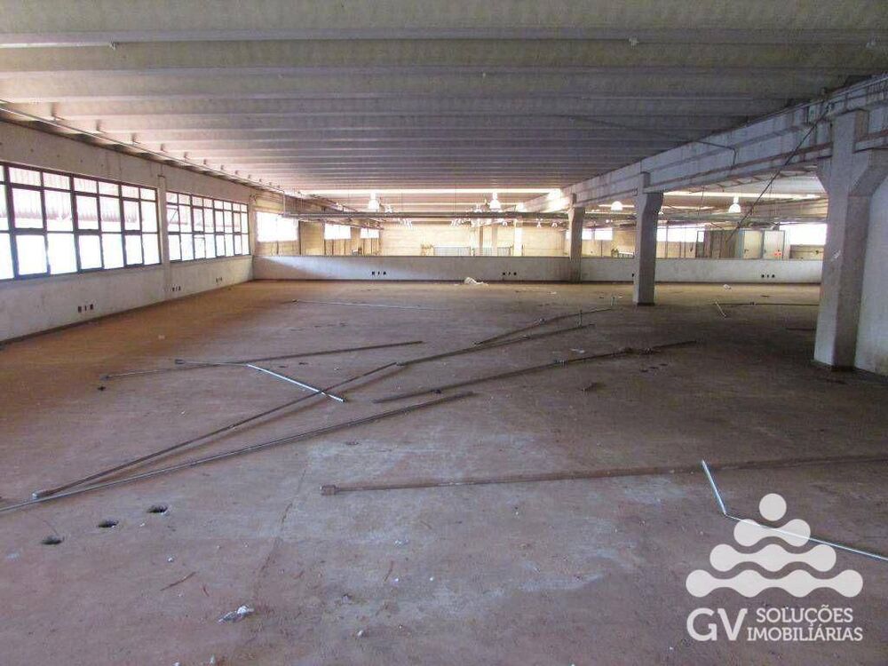 Depósito-Galpão-Armazém à venda e aluguel, 2700m² - Foto 4