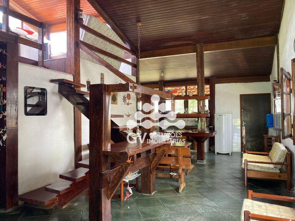 Casa à venda com 2 quartos, 173m² - Foto 2