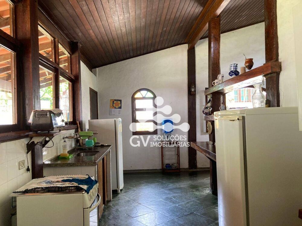 Casa à venda com 2 quartos, 173m² - Foto 8