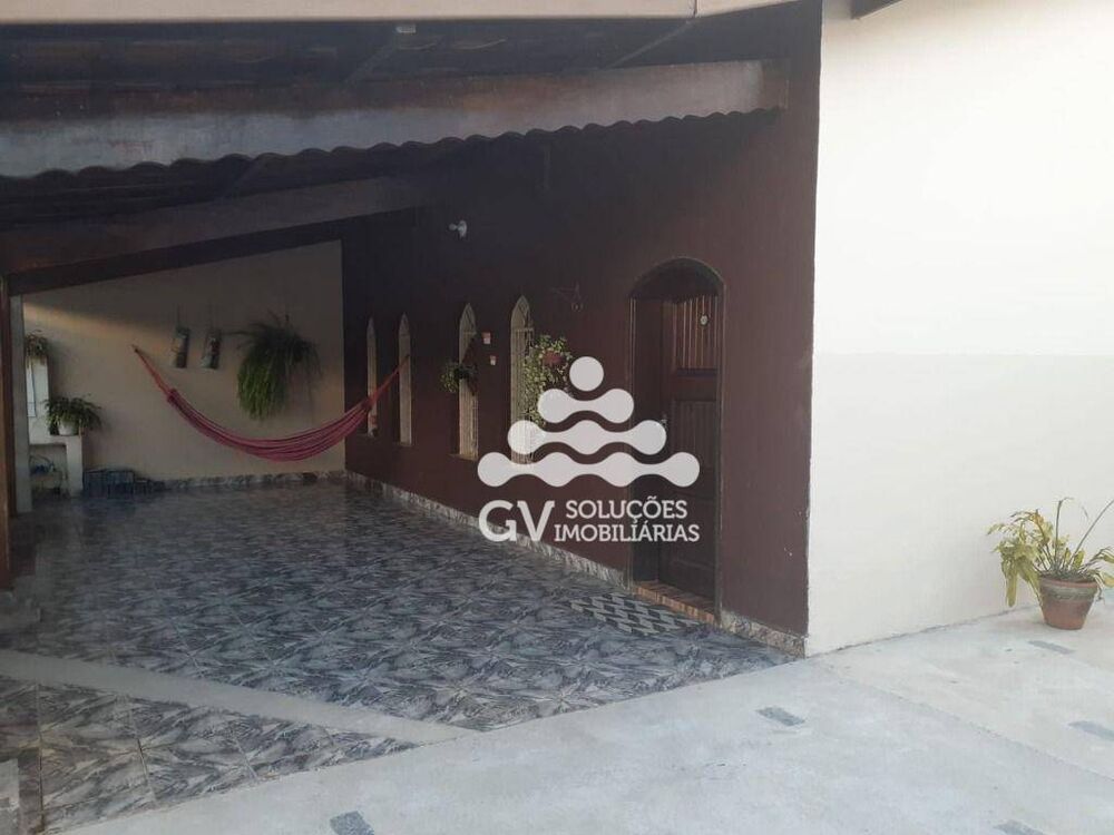 Casa à venda com 3 quartos, 170m² - Foto 1