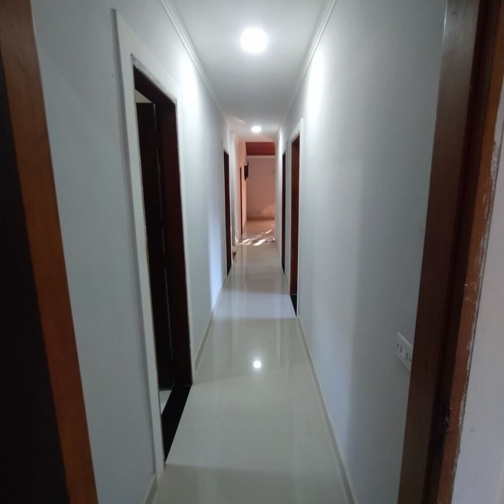 Casa à venda com 5 quartos, 247m² - Foto 3
