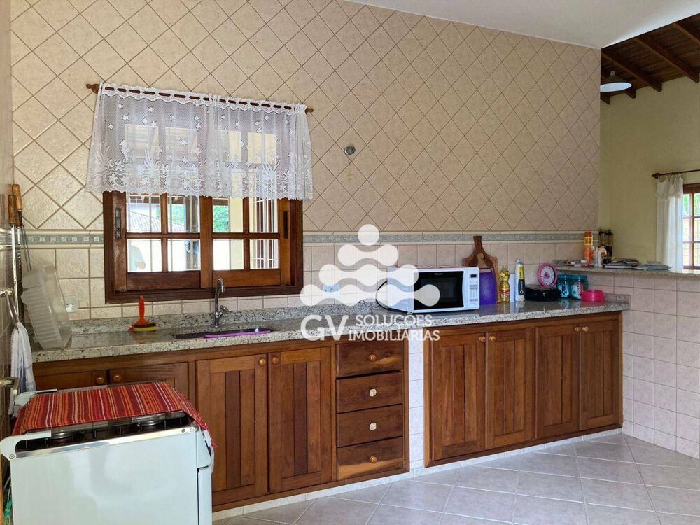 Casa à venda com 3 quartos, 157m² - Foto 8