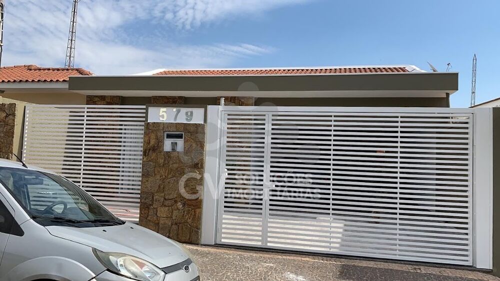 Casa, 3 quartos, 220 m² - Foto 3