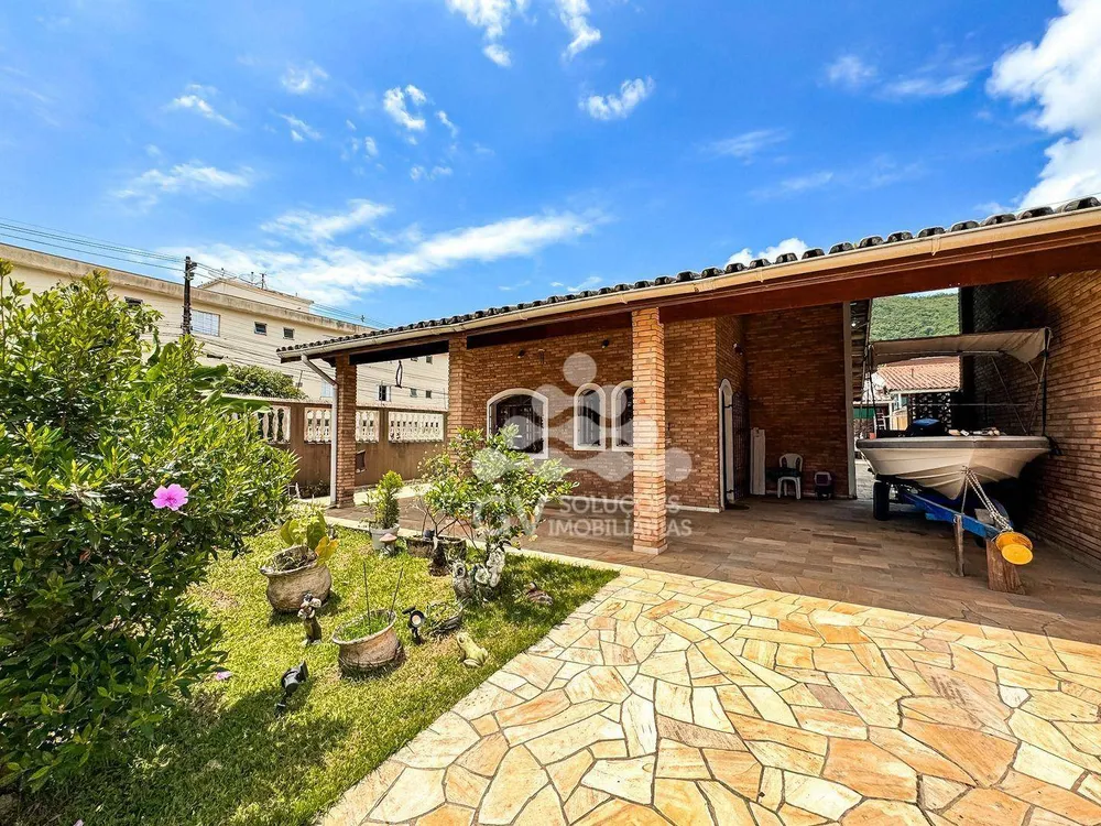 Casa, 5 quartos, 187 m² - Foto 4