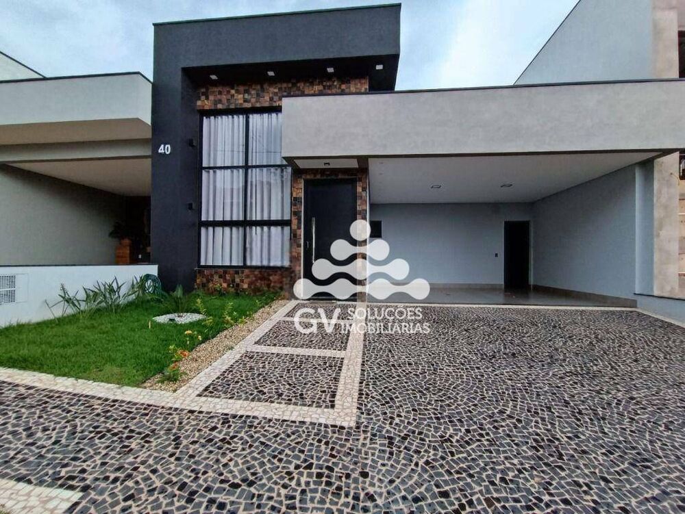 Casa à venda com 3 quartos, 168m² - Foto 1