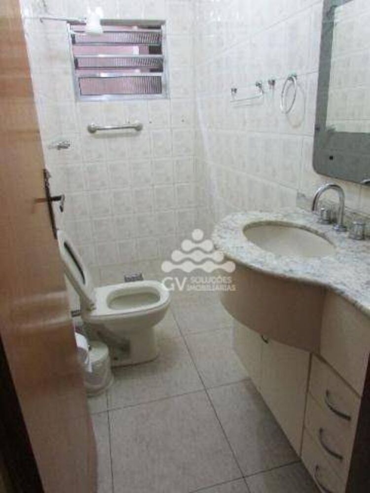 Casa, 3 quartos, 200 m² - Foto 13