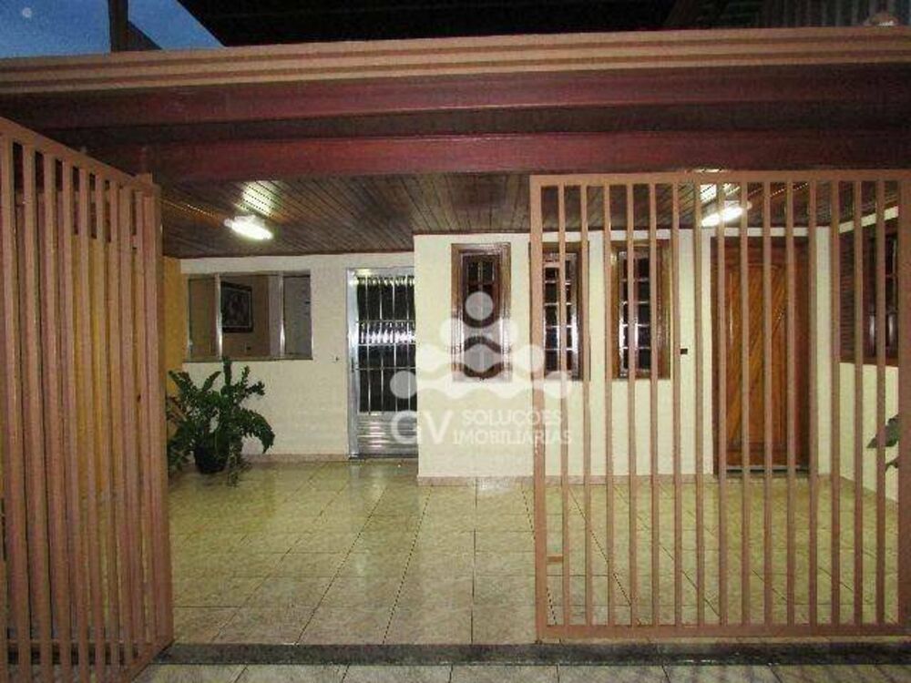 Casa, 3 quartos, 200 m² - Foto 2