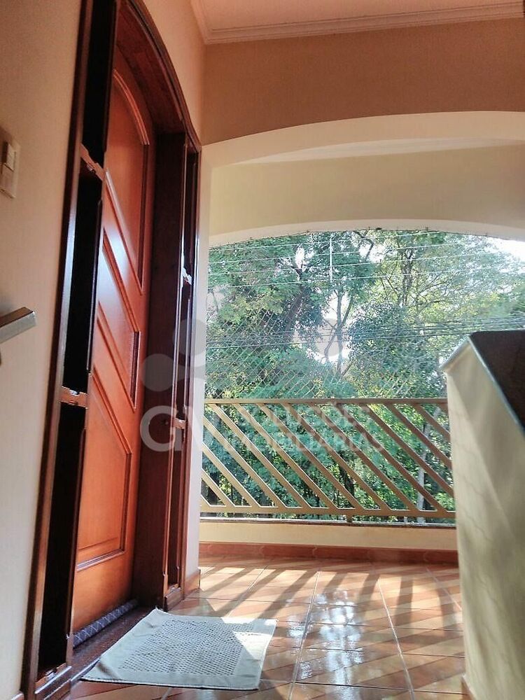 Casa à venda com 3 quartos, 211m² - Foto 20
