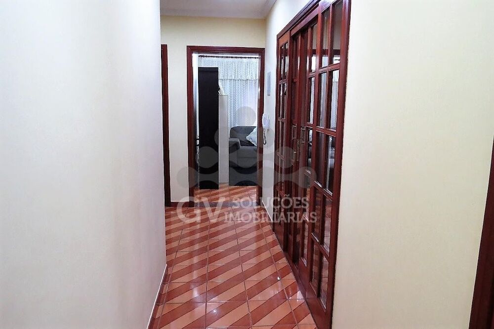 Casa à venda com 3 quartos, 211m² - Foto 12