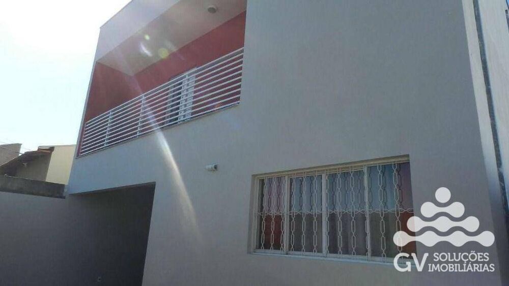 Casa, 3 quartos, 186 m² - Foto 2