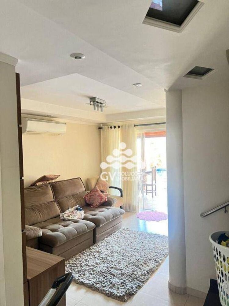 Sobrado à venda com 3 quartos, 135m² - Foto 2