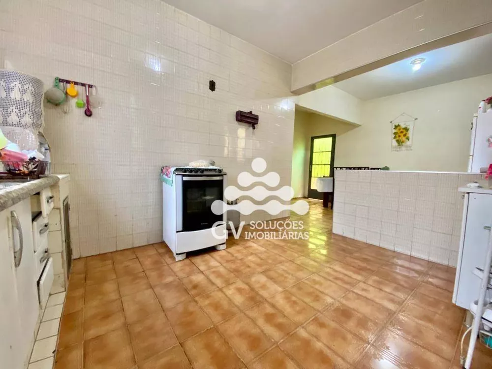 Casa, 4 quartos, 180 m² - Foto 4