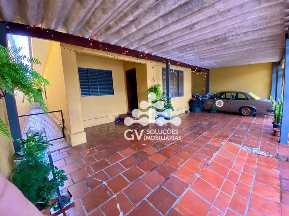 Casa, 4 quartos, 180 m² - Foto 1