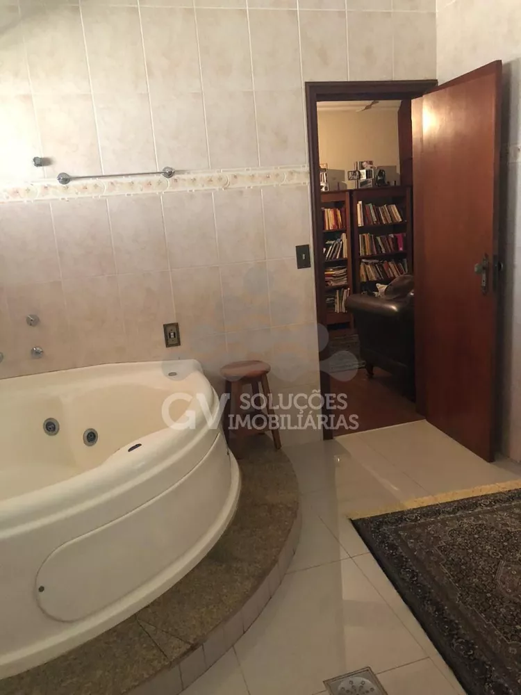 Casa, 3 quartos, 270 m² - Foto 3