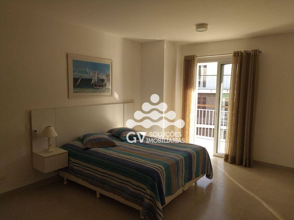 Cobertura, 3 quartos, 243 m² - Foto 2