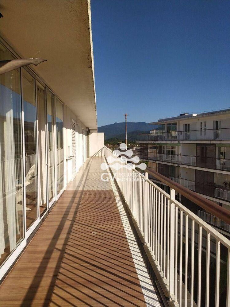 Cobertura, 3 quartos, 243 m² - Foto 14