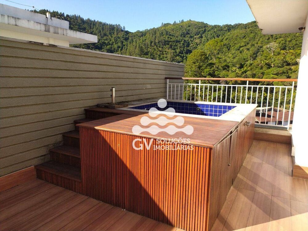 Cobertura, 3 quartos, 243 m² - Foto 13