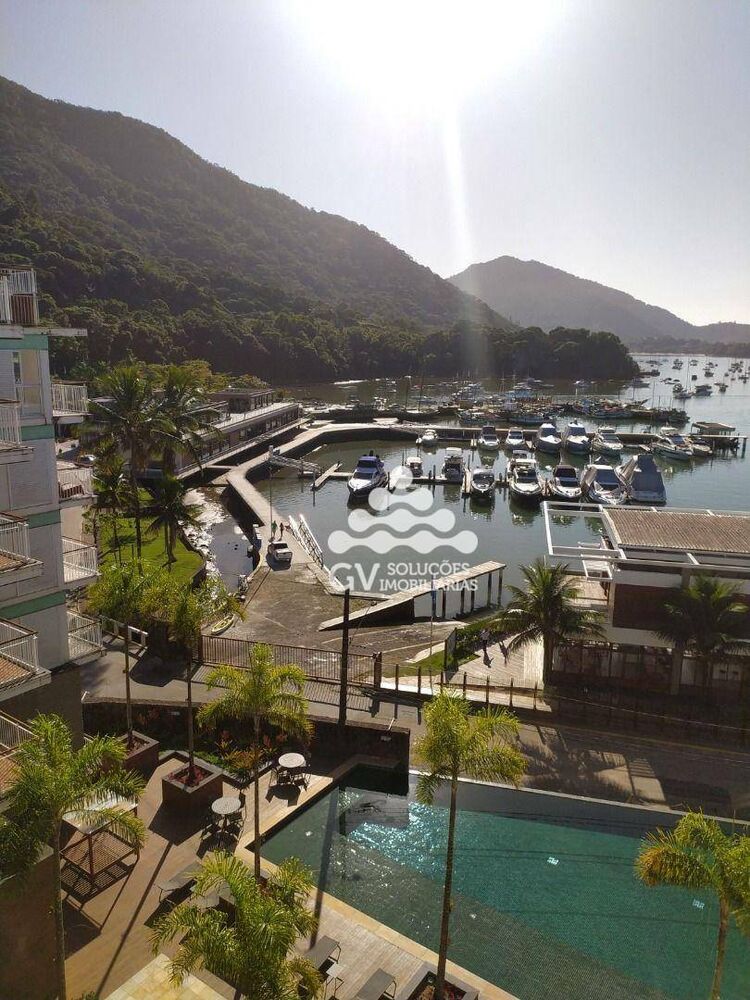 Cobertura, 3 quartos, 243 m² - Foto 4