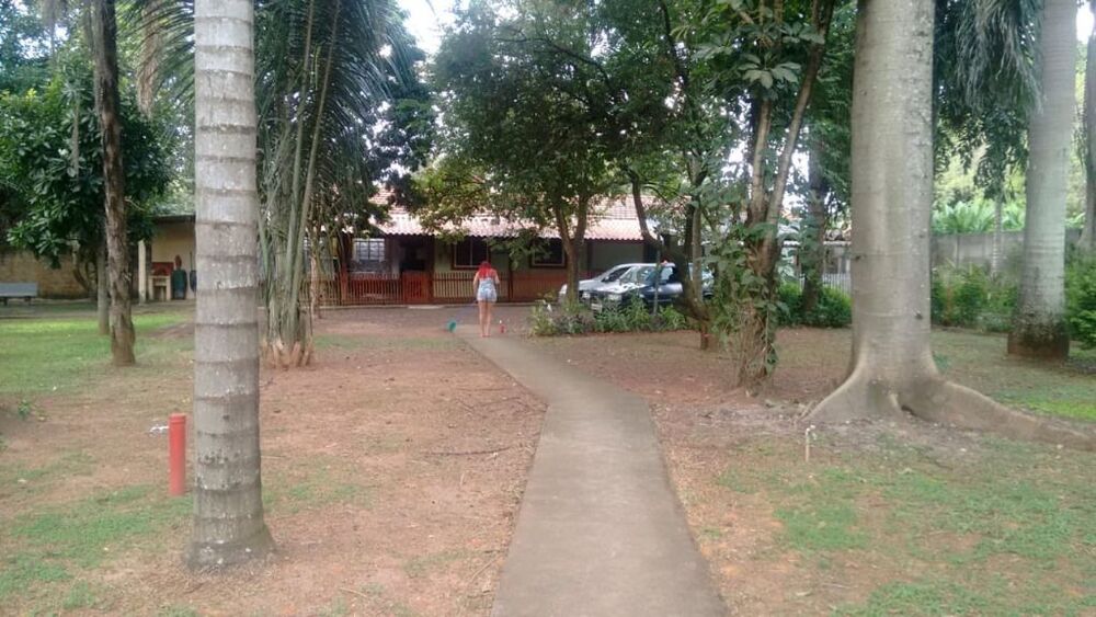 Chácara à venda com 3 quartos, 320m² - Foto 1