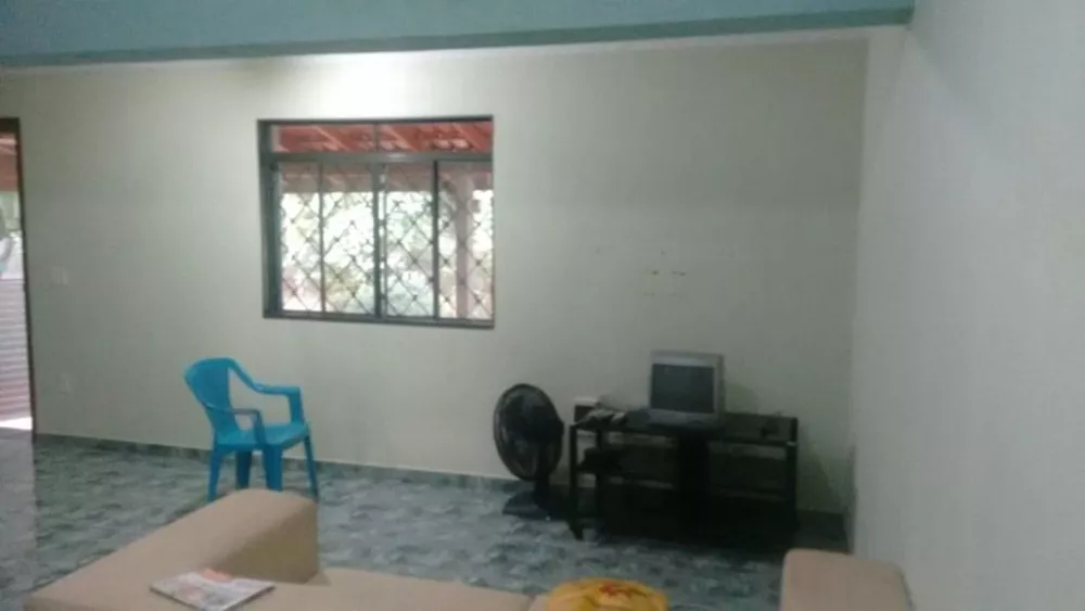 Chácara, 3 quartos, 2600 m² - Foto 3