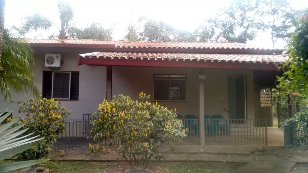 Chácara, 3 quartos, 2600 m² - Foto 2